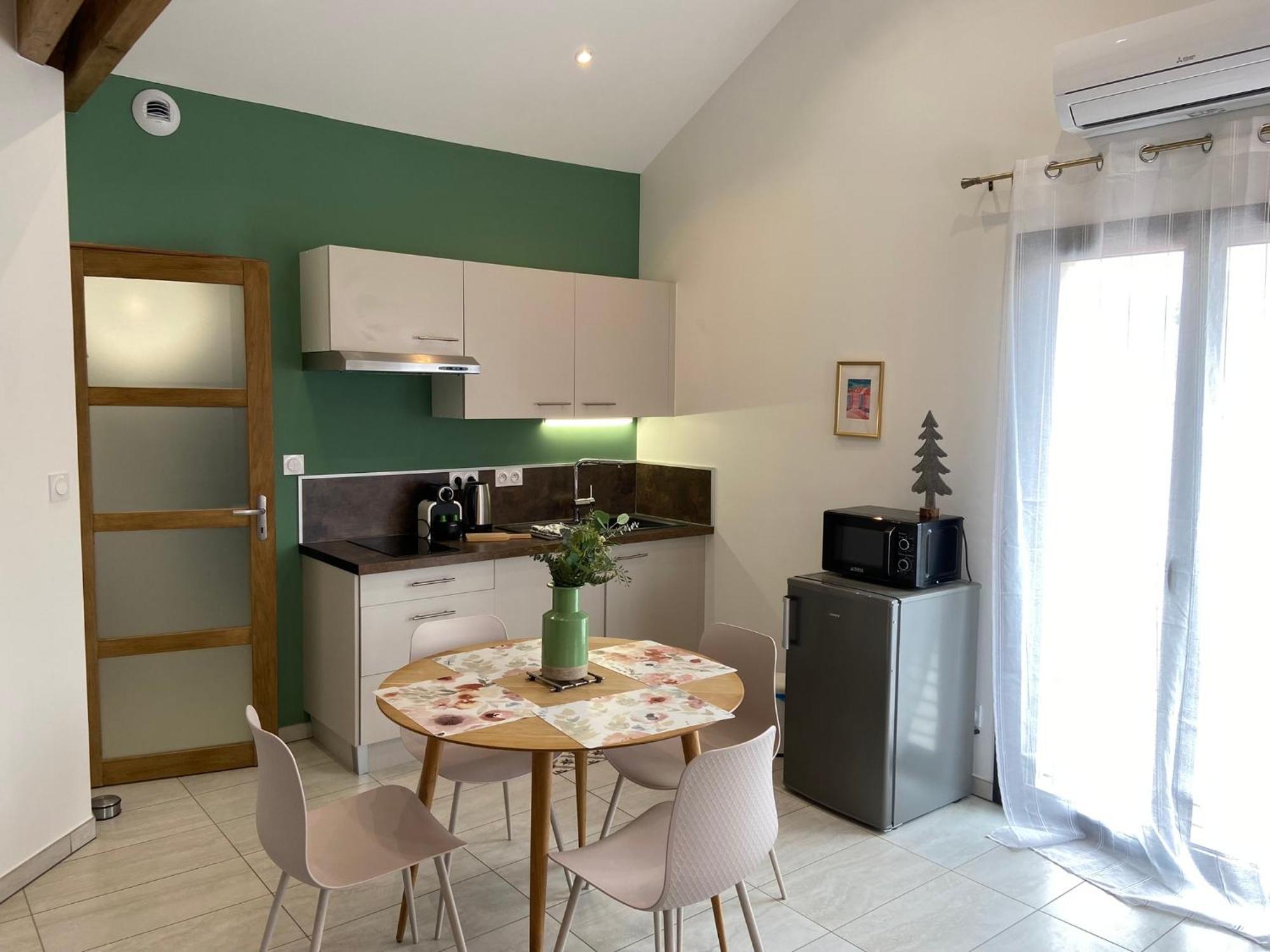 Appartement 2 A 4 Personnes, Une Pause Au Vert Chateauvieux  Buitenkant foto
